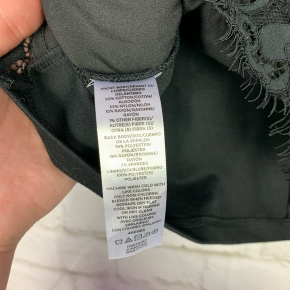 Ann Taylor Black Scalloped Lace Scoop Neck Top NWT - Picture 6 of 6